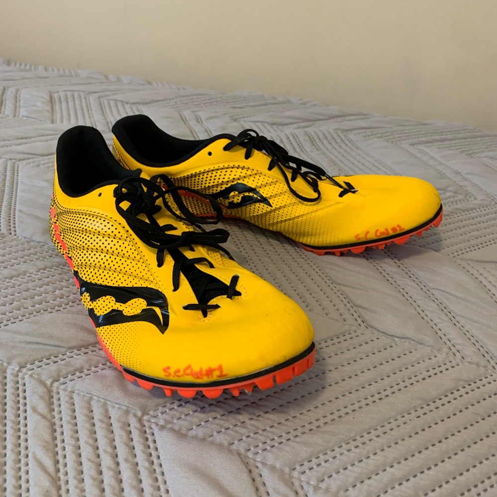 Saucony Men’s Spitfire 5 Racing shoes with Spikes size 10